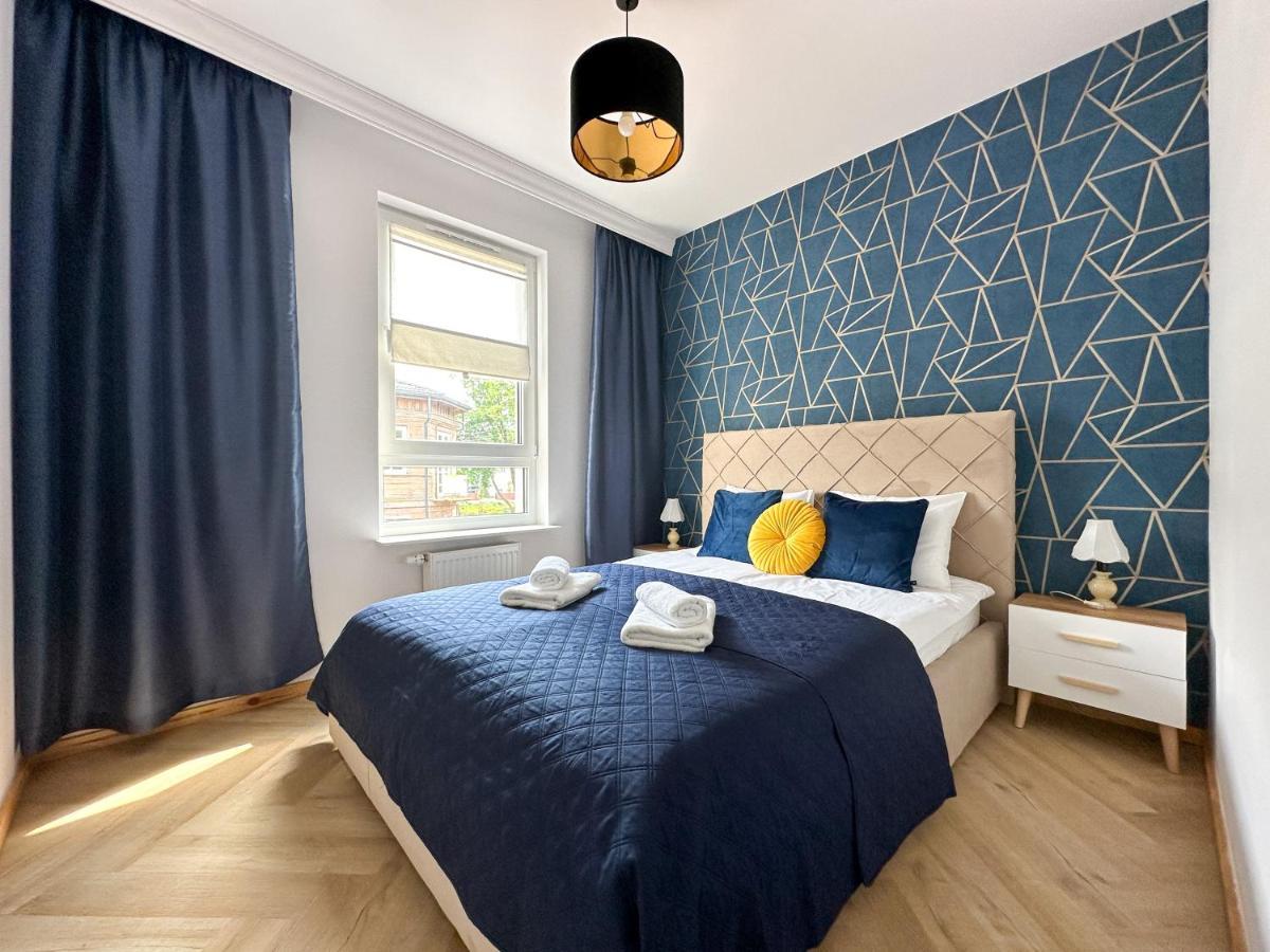 Dmk Blue Apartment Near Warsaw-Modlin Airport Nowy Dwór Mazowiecki Eksteriør billede