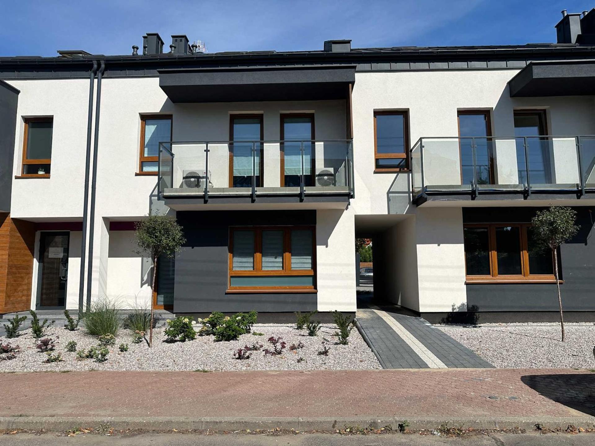 Dmk Blue Apartment Near Warsaw-Modlin Airport Nowy Dwór Mazowiecki Eksteriør billede